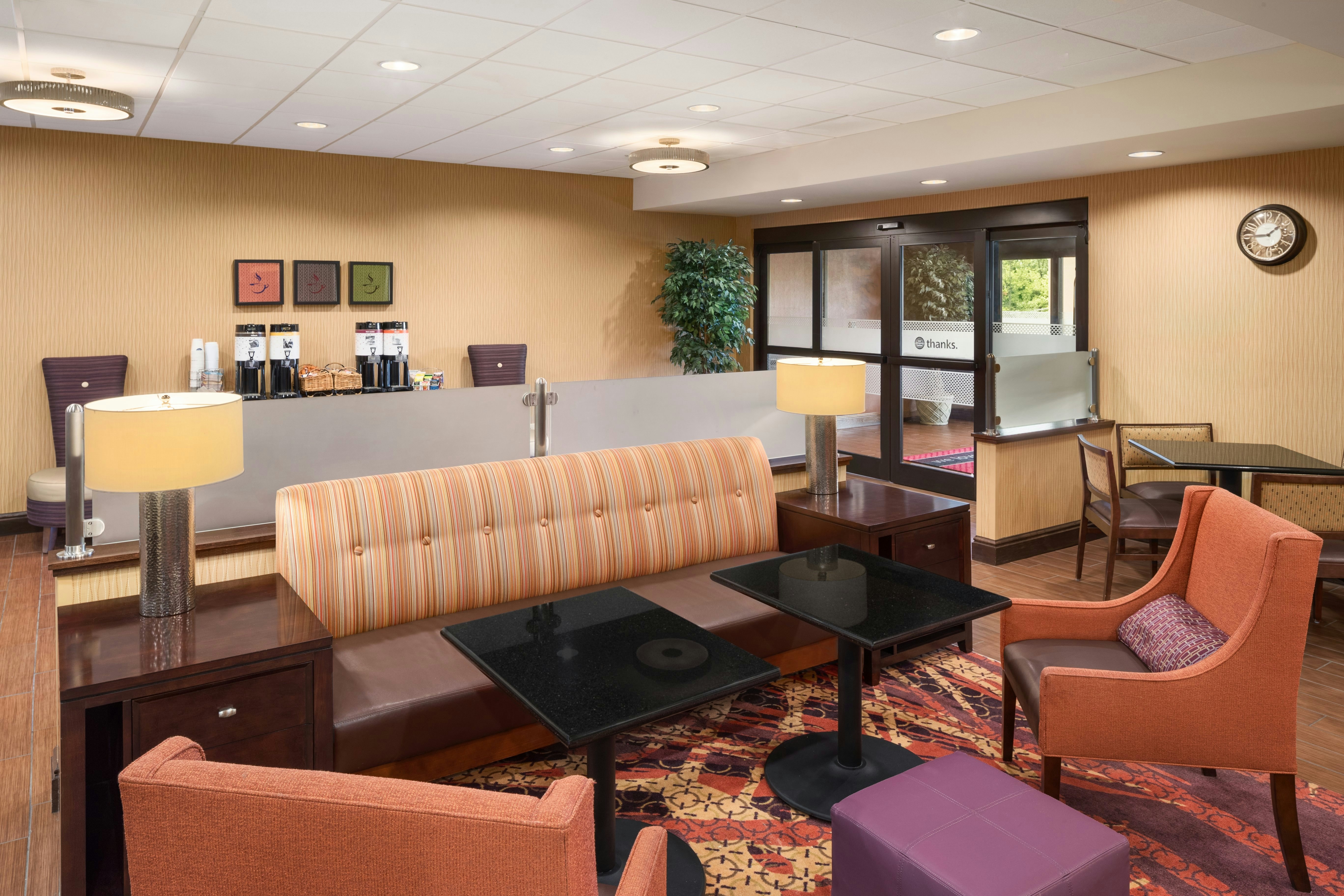 Hampton Inn Belle Vernon 12/19