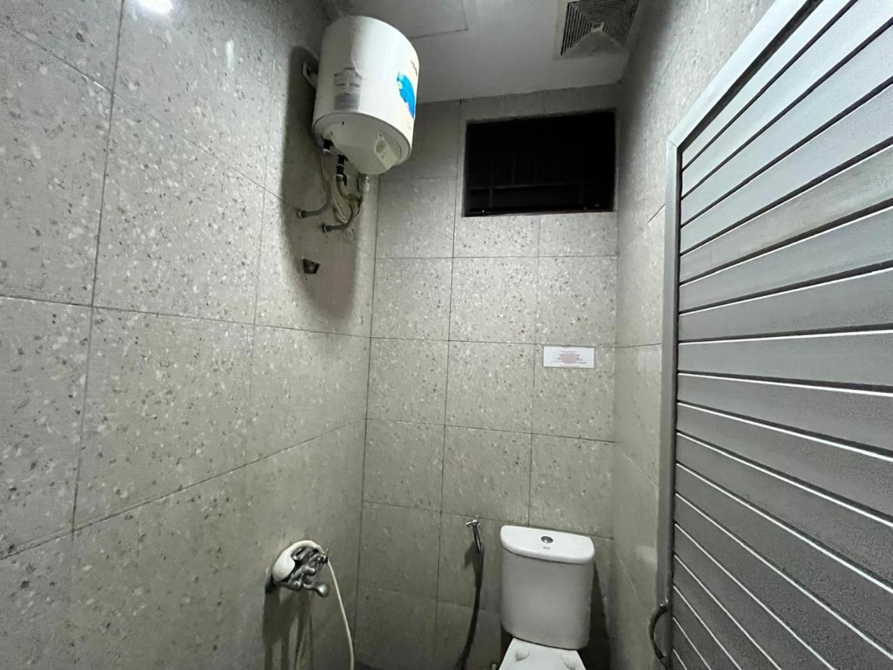 Hotel O near Universitas Sumatera Utara formerly Aljadid Guest House Pajus 45/45