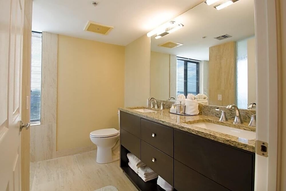Pointe Estero Resort 49/50