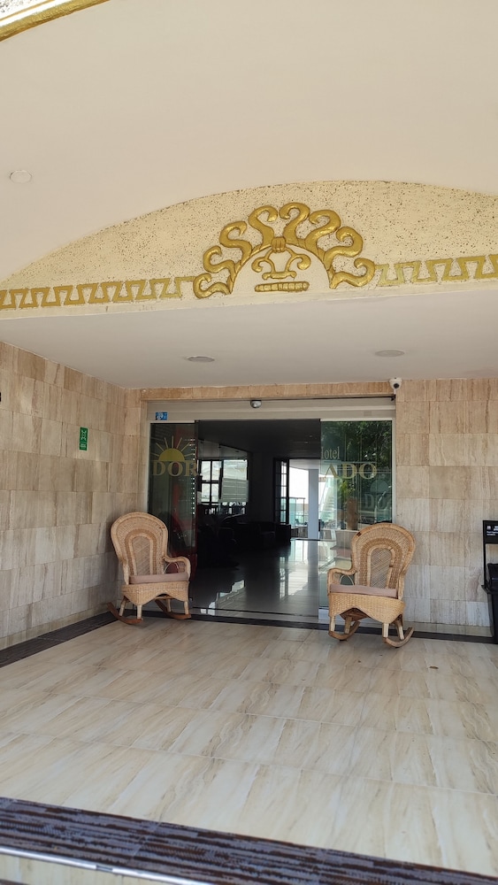 Hotel Suite Dorado 48/55