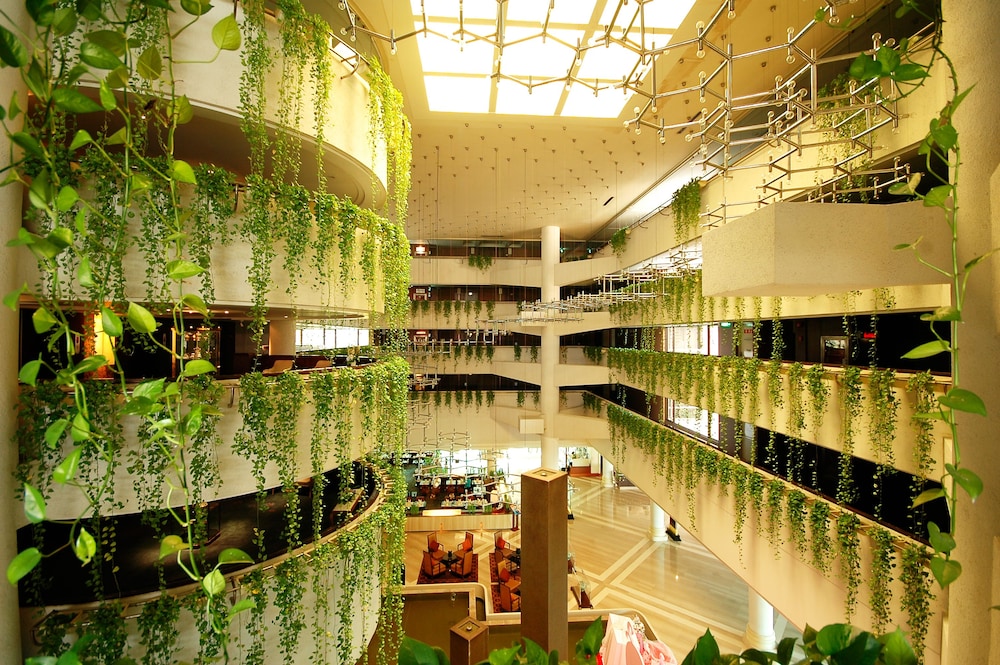Rama Gardens Hotel 49/50