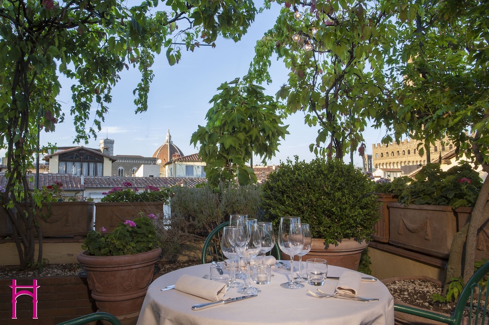 Hotel Hermitage 3/63