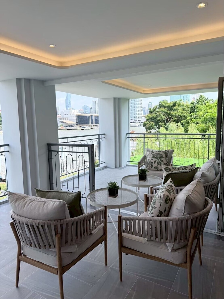 The Quarter Chaophraya by UHG 49/67