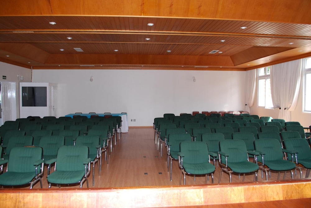 Hotel Atlantico Praia 35/50