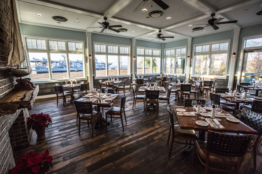 The Beach Club At Charleston Harbor Resort And Marina 28/48