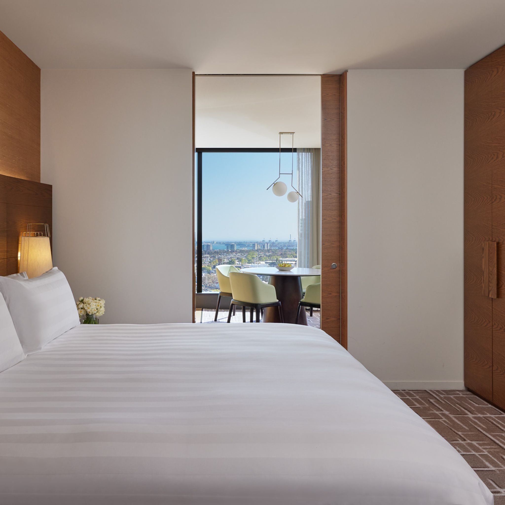 2 Bedrooms, Suite