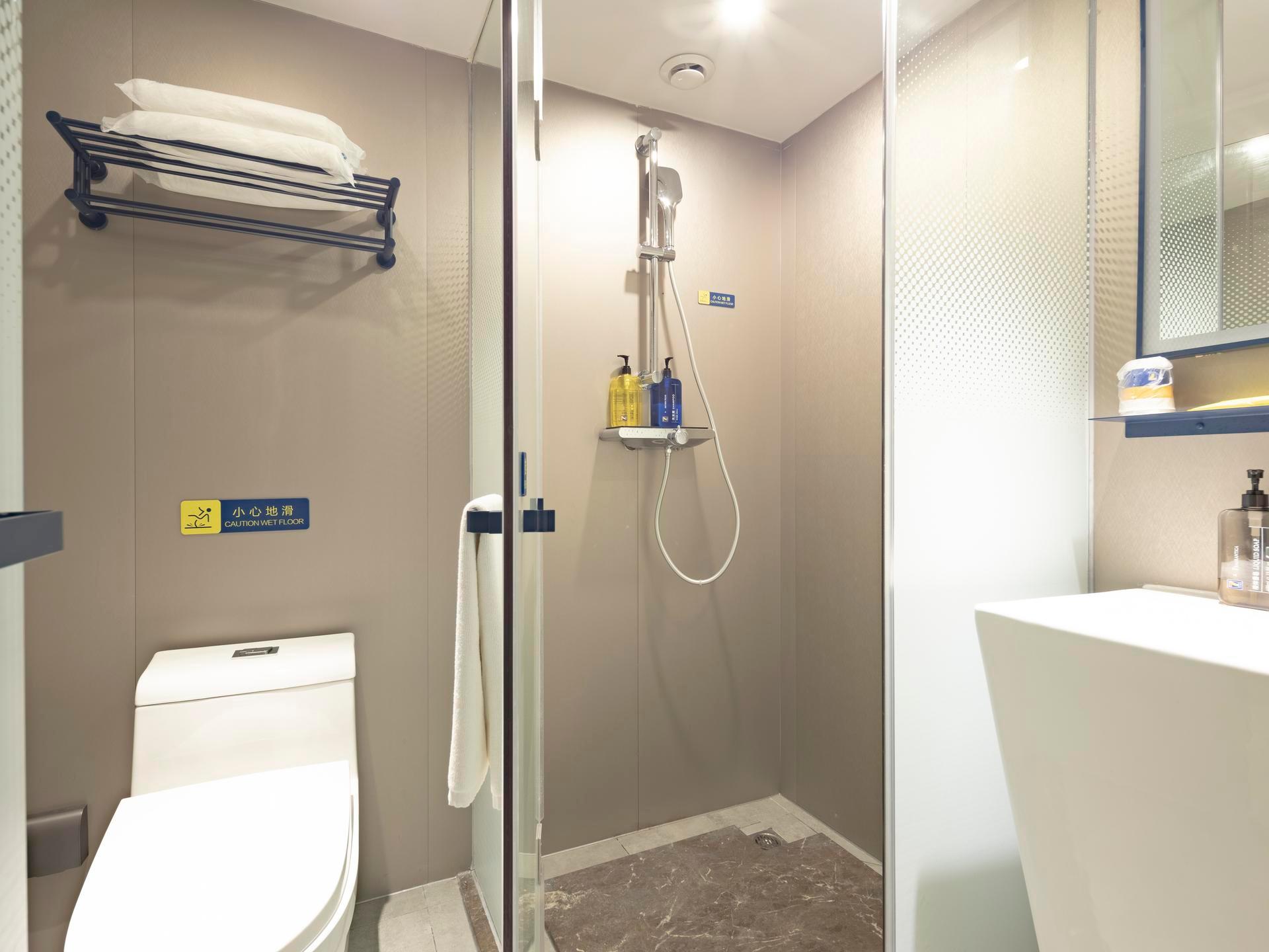 7 Days Inn Shenzhen University Xuefu Road Branch 19/21