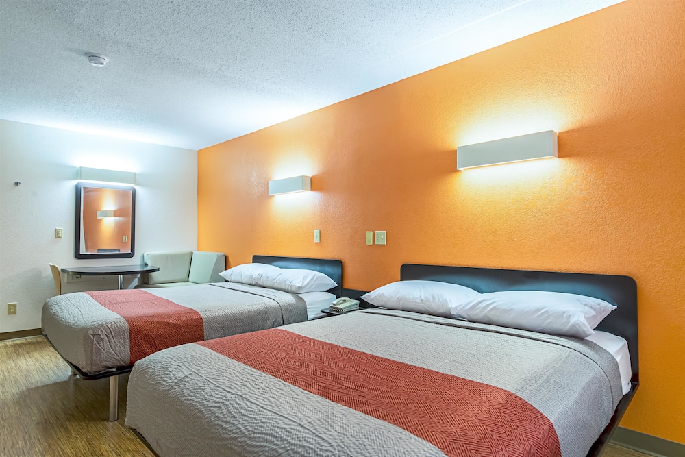 Motel6 Indianapolis, IN 29/51