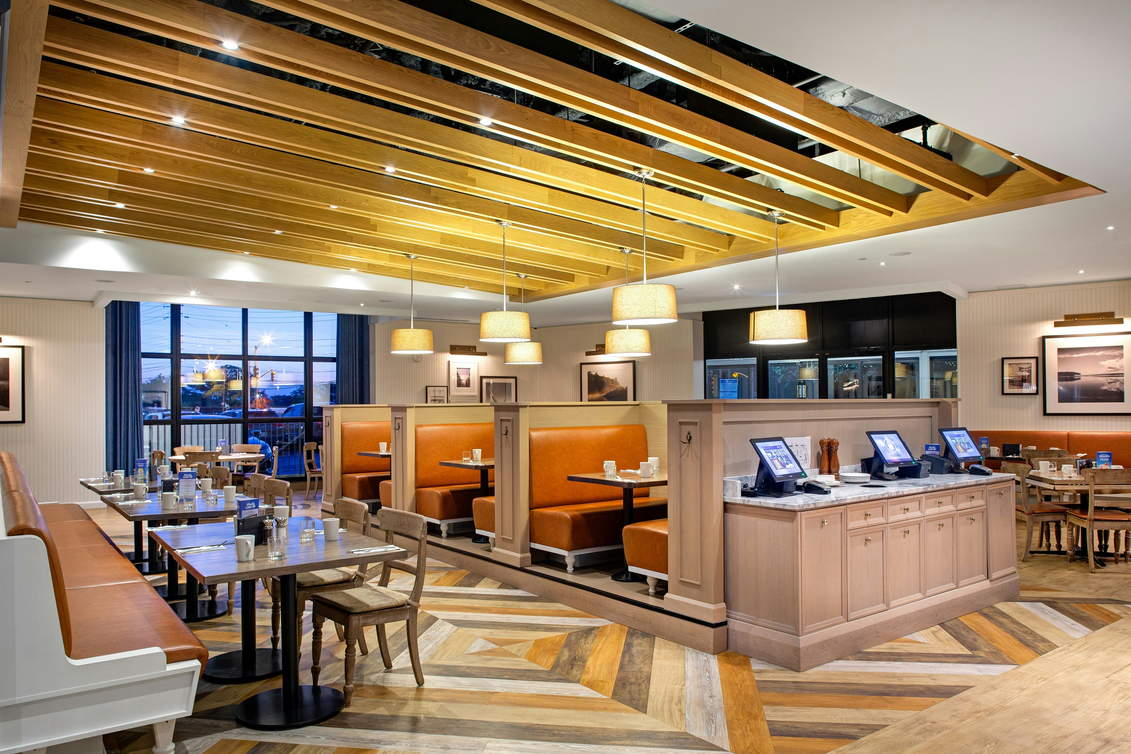 Doubletree by Hilton Toronto Airport 27/47