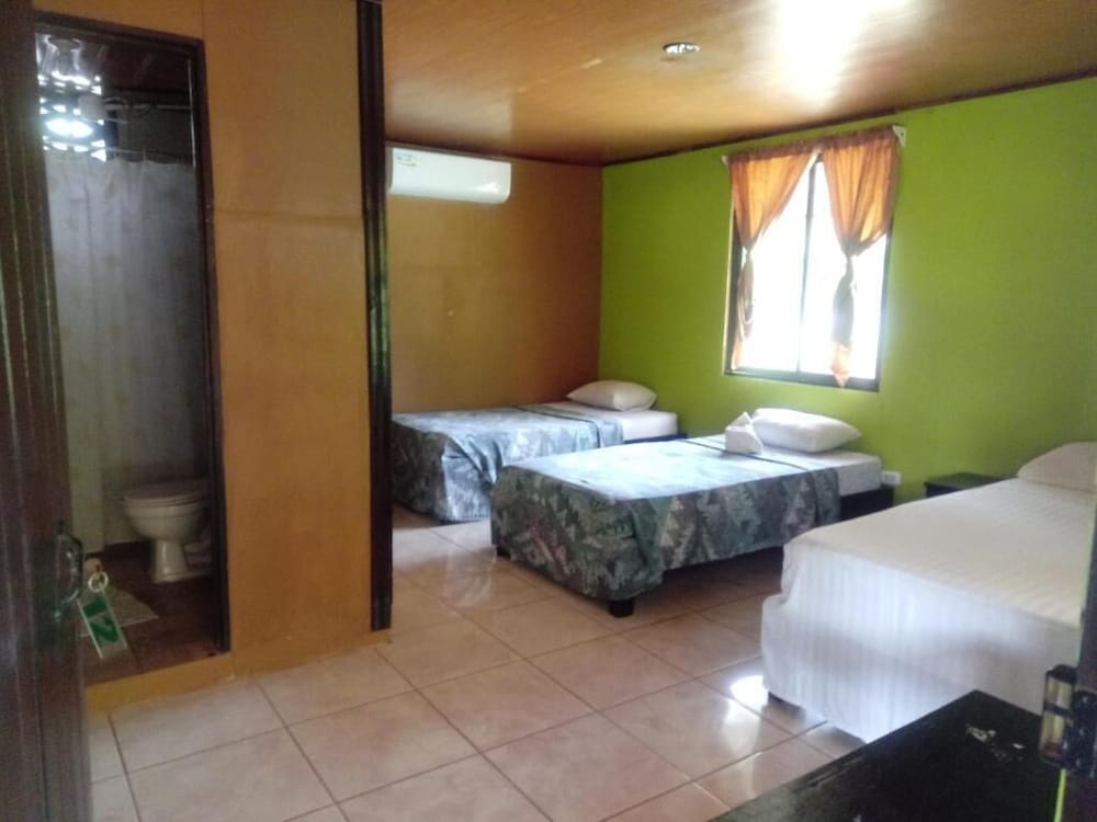 Cabinas El Icaco Tortuguero - Hostel 16/76