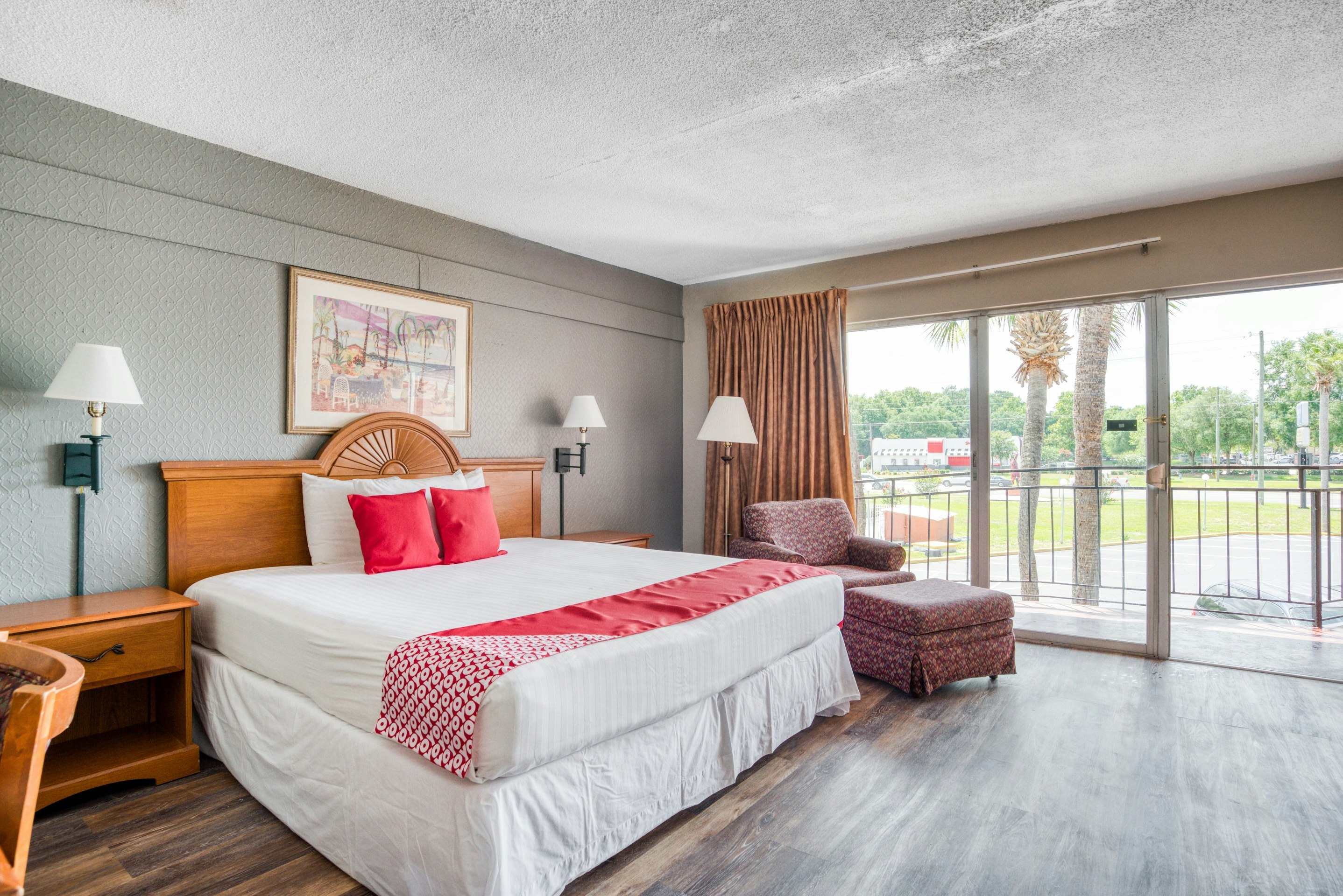 OYO Hotel Mustang Silverspring FL 10/33