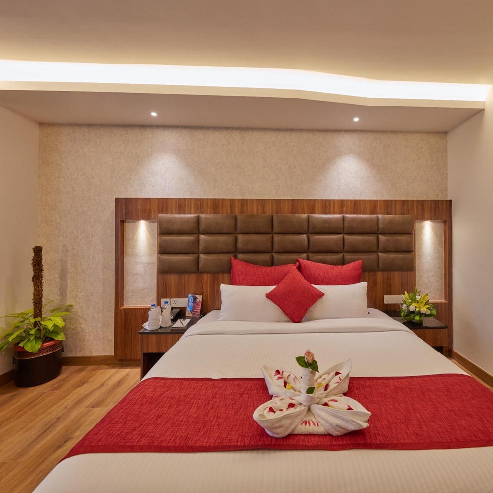 Shivas Galaxy Hotel 15/41