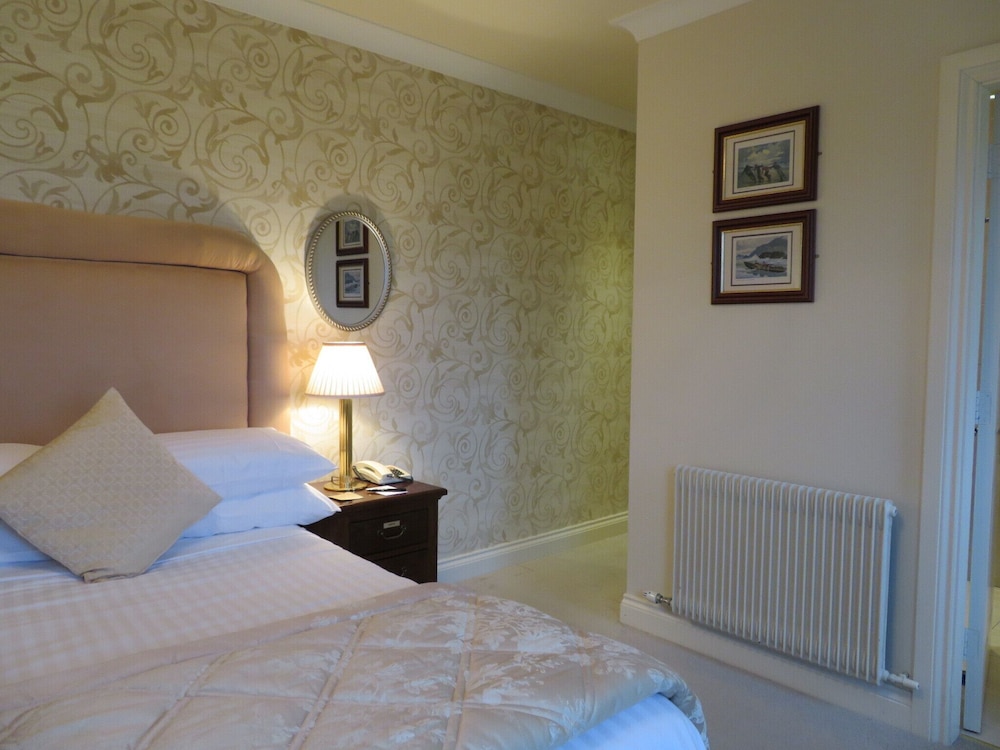 Brook Manor Lodge 10/32