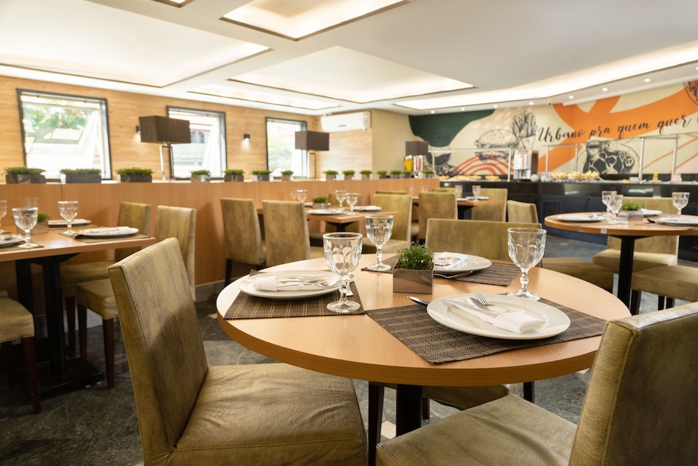 Royal Urban Macae Hotel 53/67