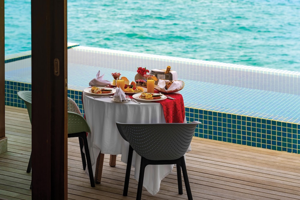 Atmosphere Kanifushi Maldives Premium All Inclusive Resort 30/55