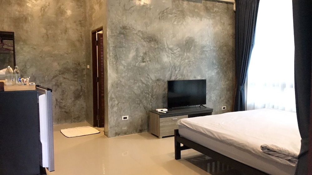 Comfort, House, 3 King Beds