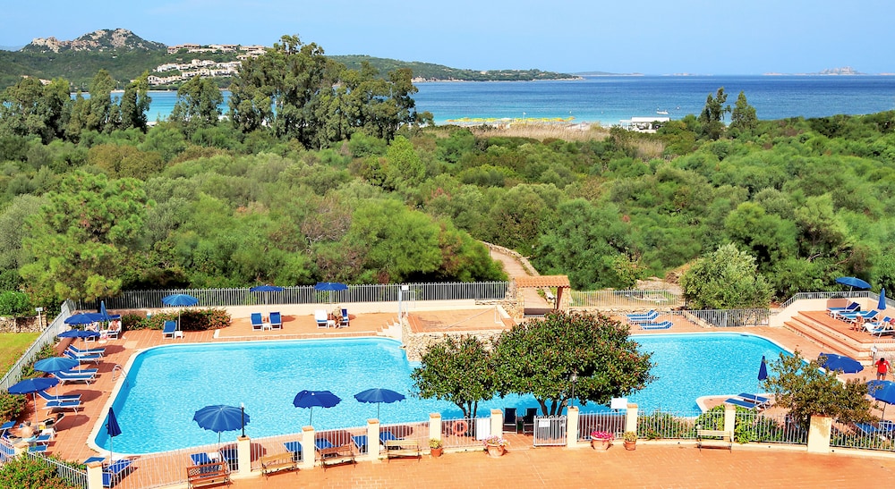 Colonna Beach Hotel 47/50