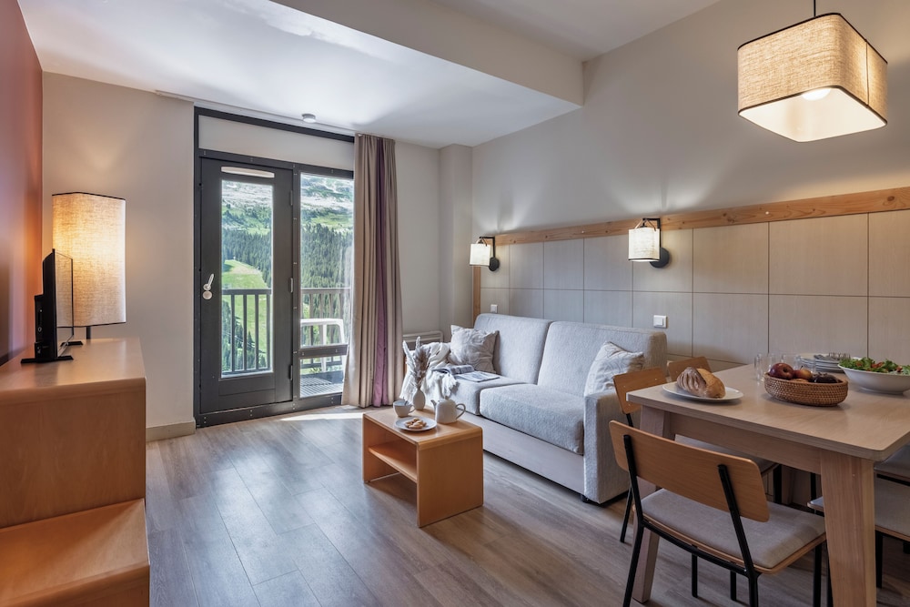 RESIDENCE PIERRE AND VACANCES LA FORET 25/50