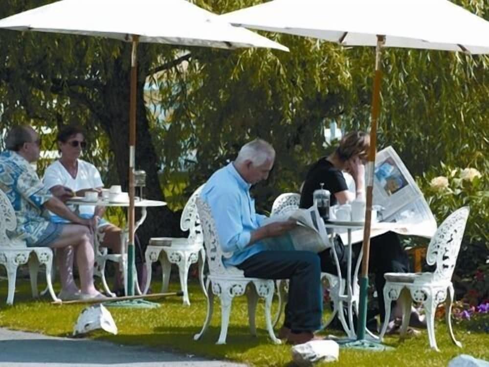 Corse Lawn House Hotel 24/49