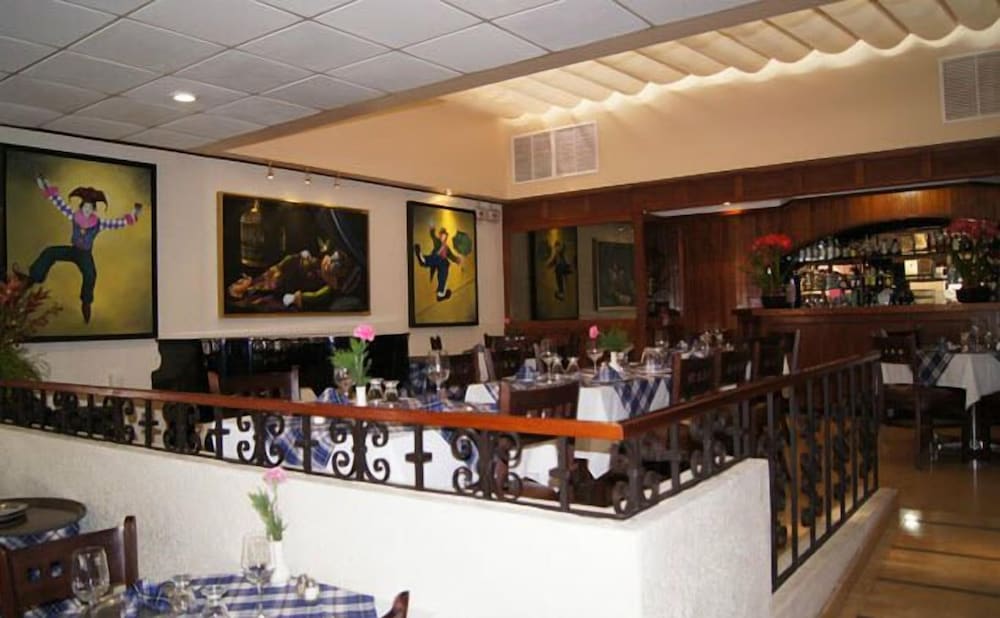 Suites Colibrí 19/23