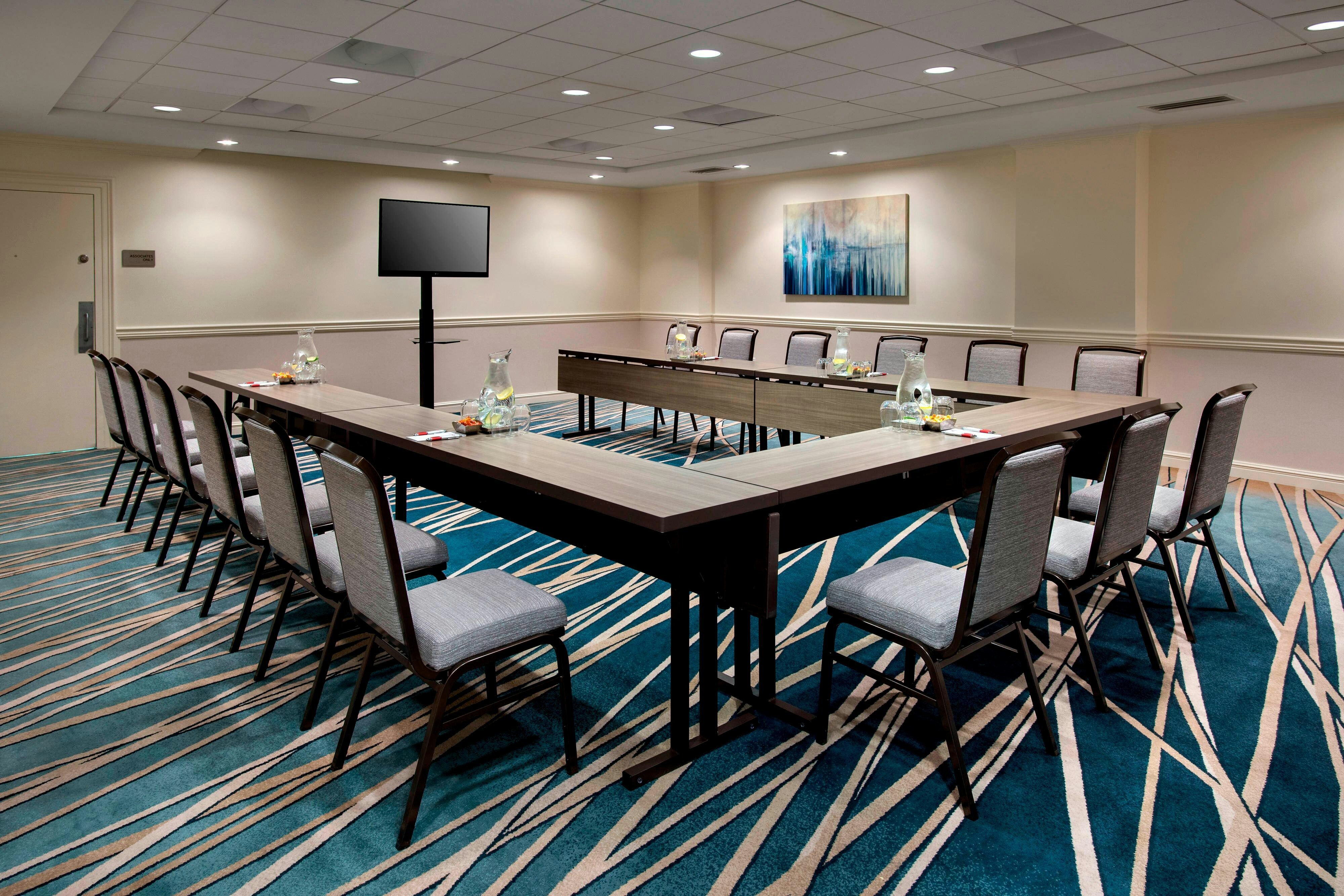 Newport Marriott Hotel and Spa 47/53