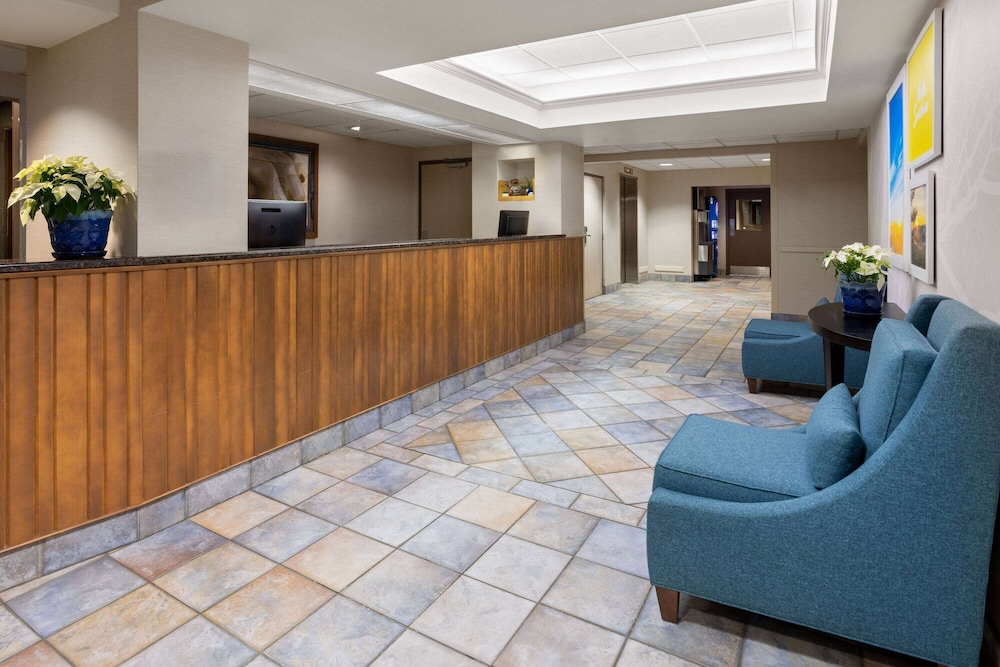 Days Inn by Wyndham Penn State 9/50