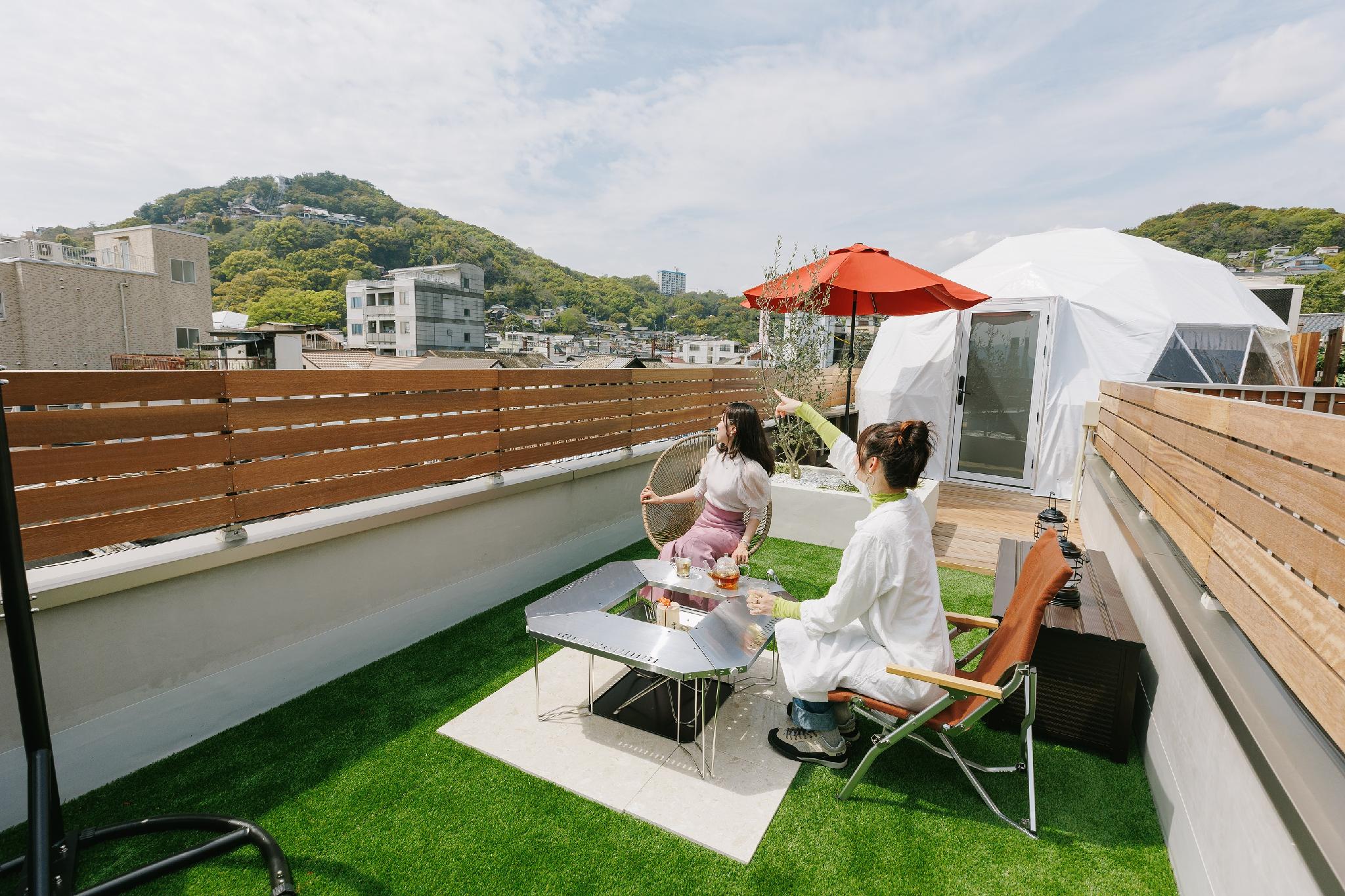 Roof Top, Premium, Suite, Twin Beds, Mountain View, Night View