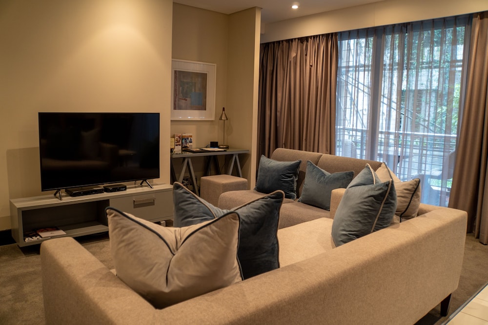 The Raphael Penthouse Suites 48/74