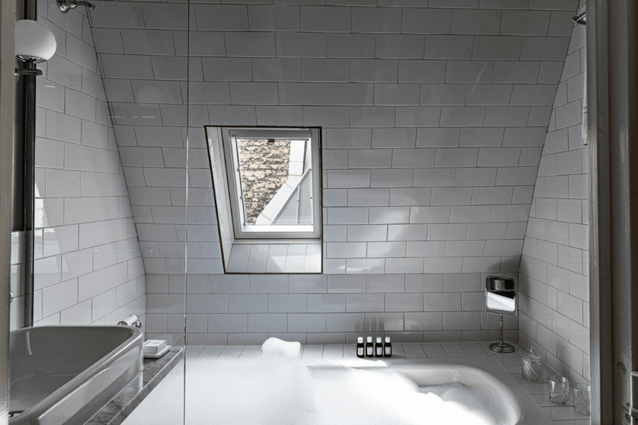 Grand Pigalle Hotel 22/25
