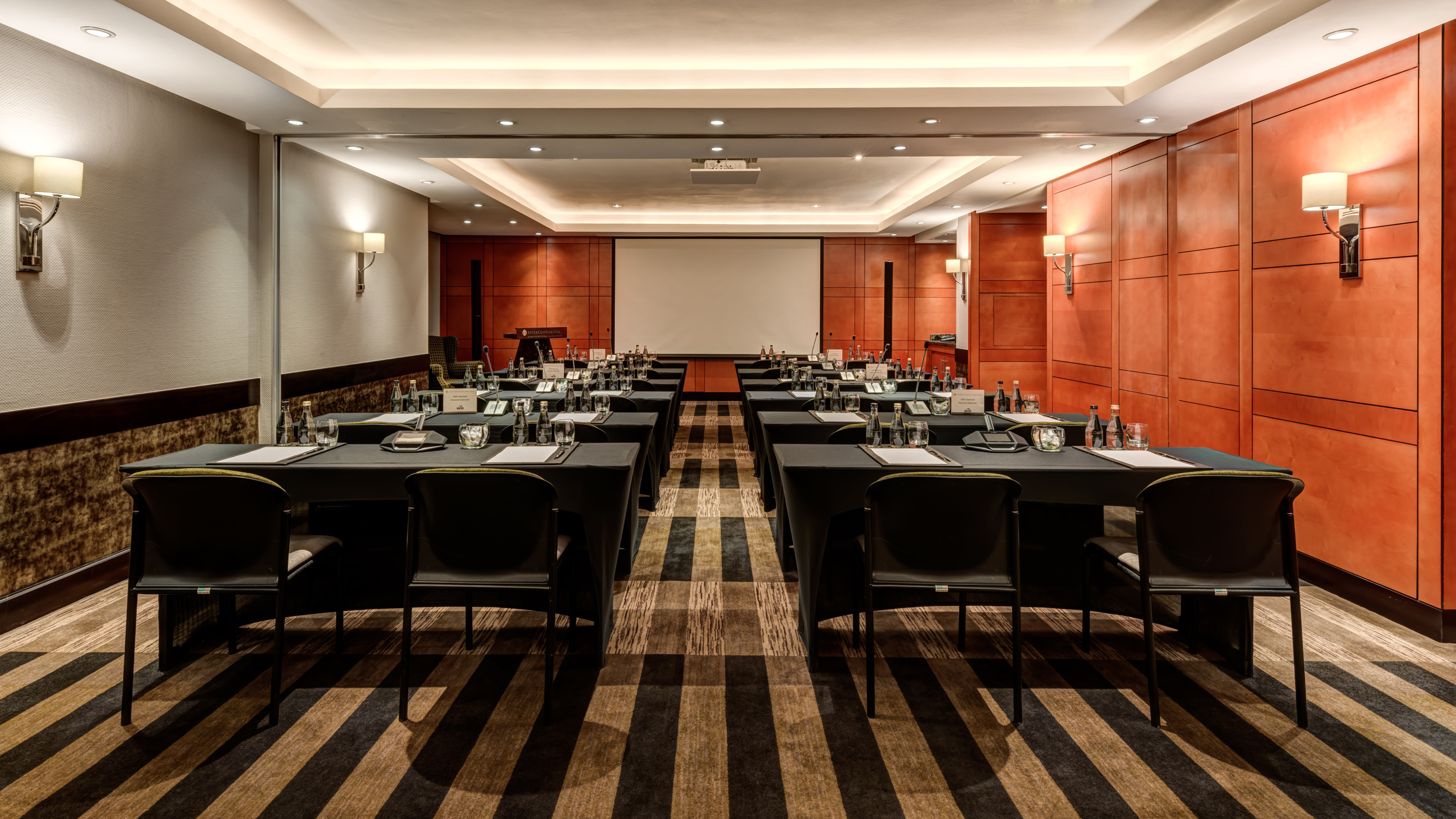 Intercontinental Johannesburg O R Tambo Airport 39/45