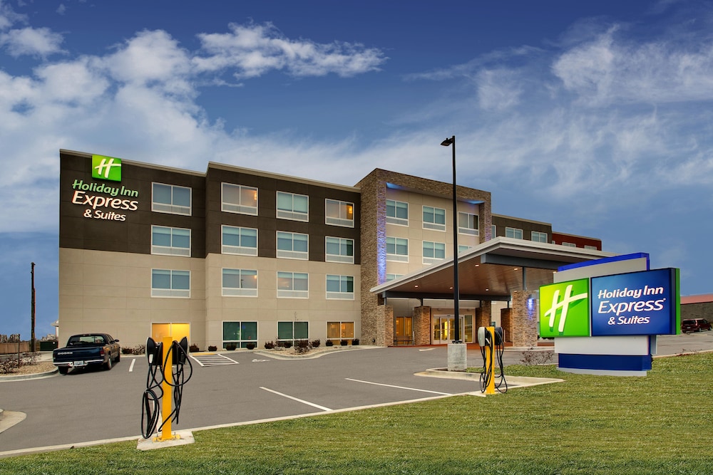 Holiday Inn Express and Suites Mt Sterling North 1/72