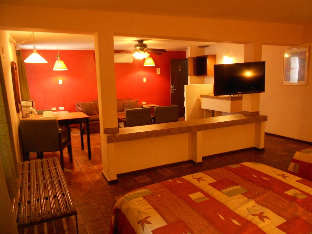 Hotel Suites Kino 8/73
