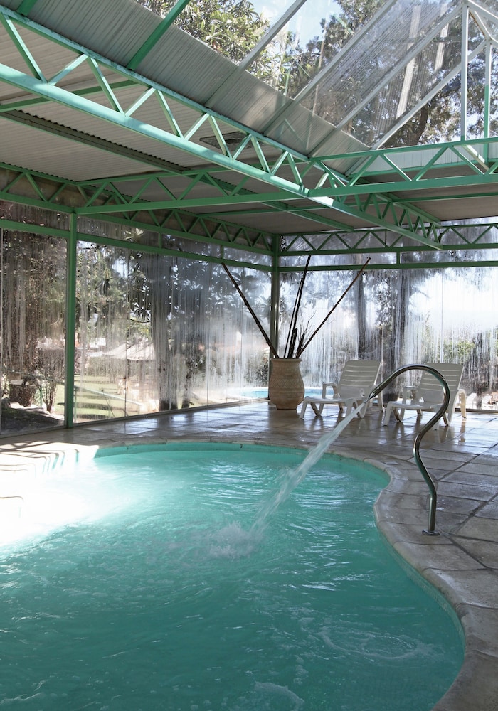 Pinares Del Cerro Hotel 12/63