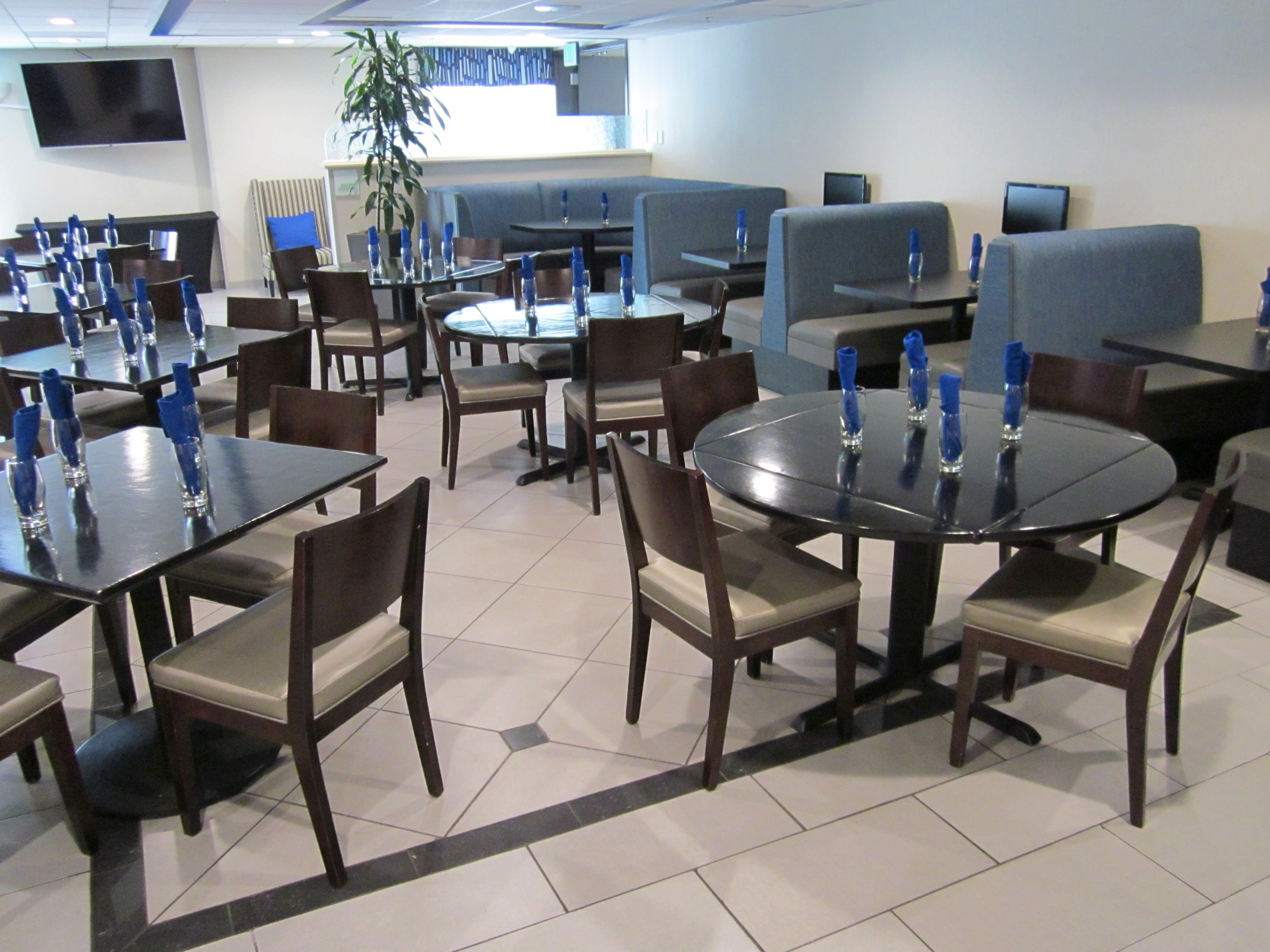 Holiday Inn Oceanside Camp Pendleton Area 21/41