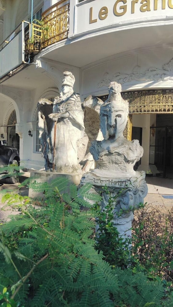 Le Grand Palais Boutique Hotel 94/100