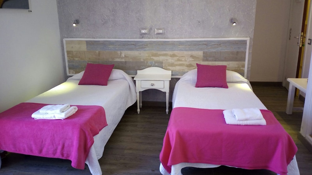 Sun Holidays Hotel 26/59
