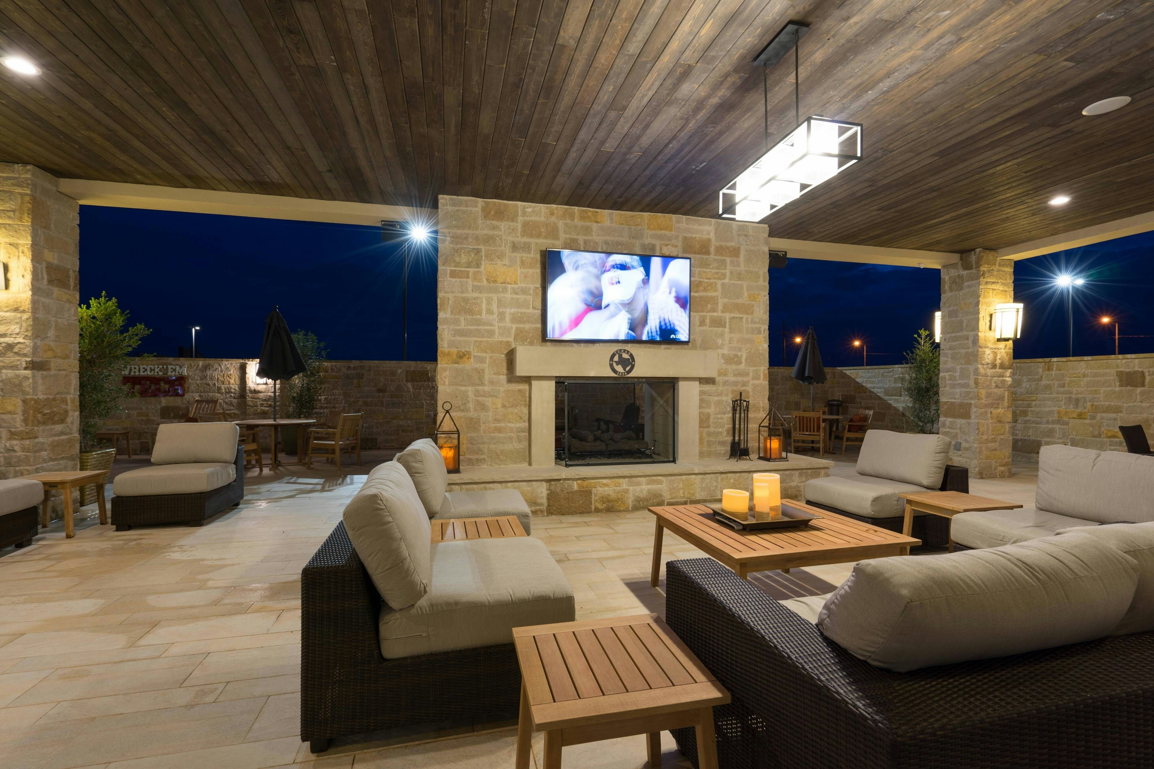 Fairfield Inn And Suites By Marriott Lubbock Southwest 8/18
