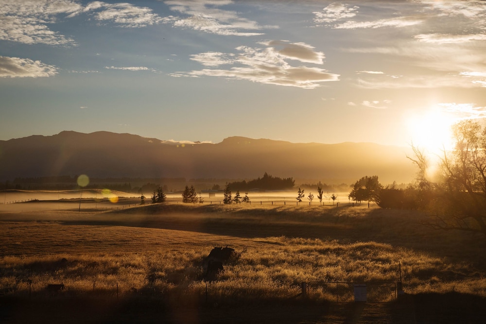 West Meadows Motel of Wanaka 45/50