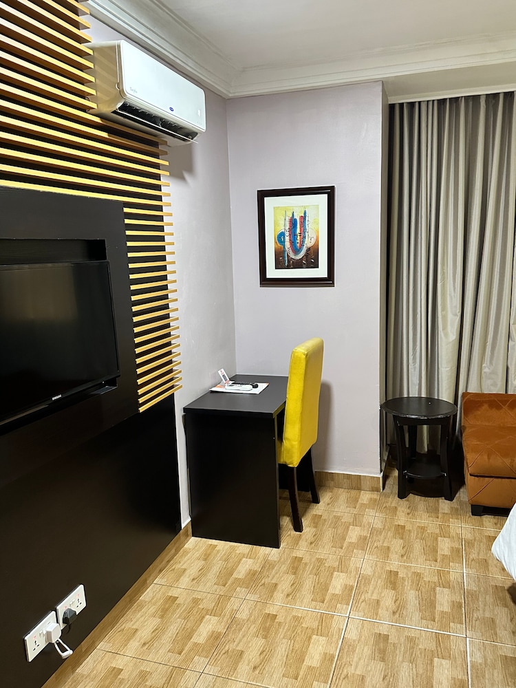 Msquare Hotel 27/31