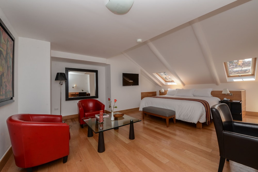Hotel Plaza de Armas 30/54