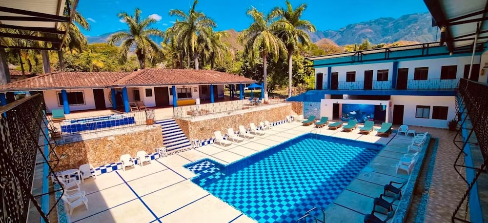 Hotel Villa Alicia 31/50
