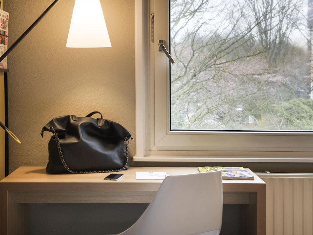 Ibis Tilburg 39/50