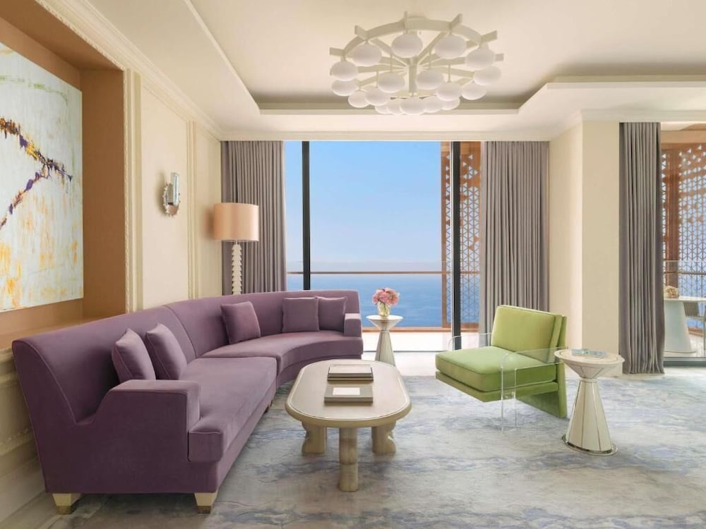 Raffles Jeddah 32/60