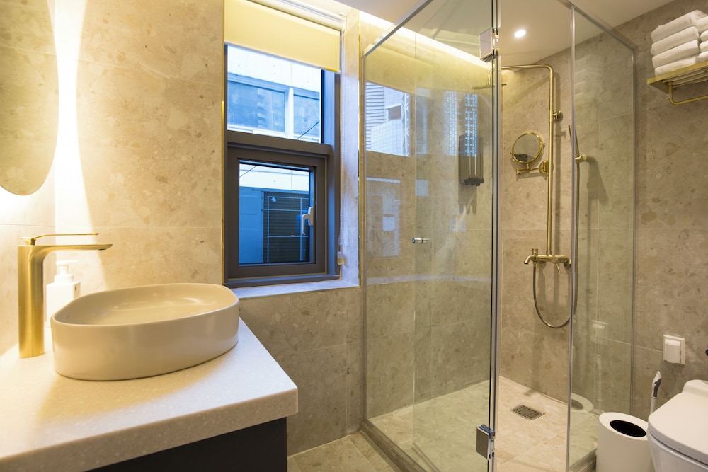 UH Suite The Jongno 42/44