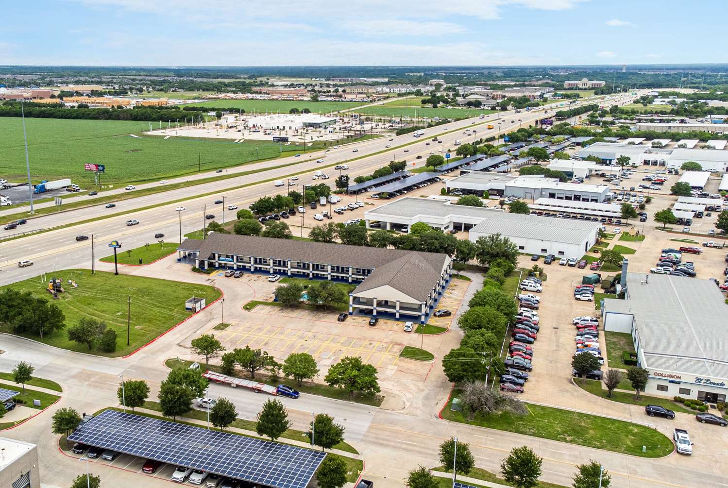 Days Inn by Wyndham McKinney 43/56