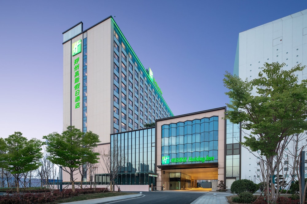 Holiday Inn Zhengzhou High-Tech Zone 1/74
