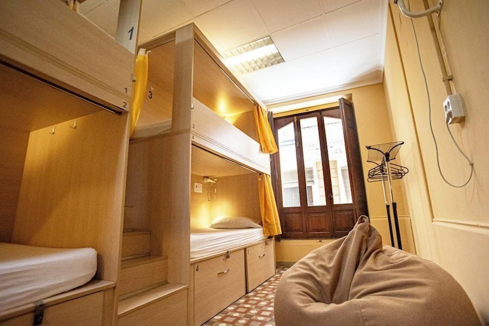 The River Hostel 34/49