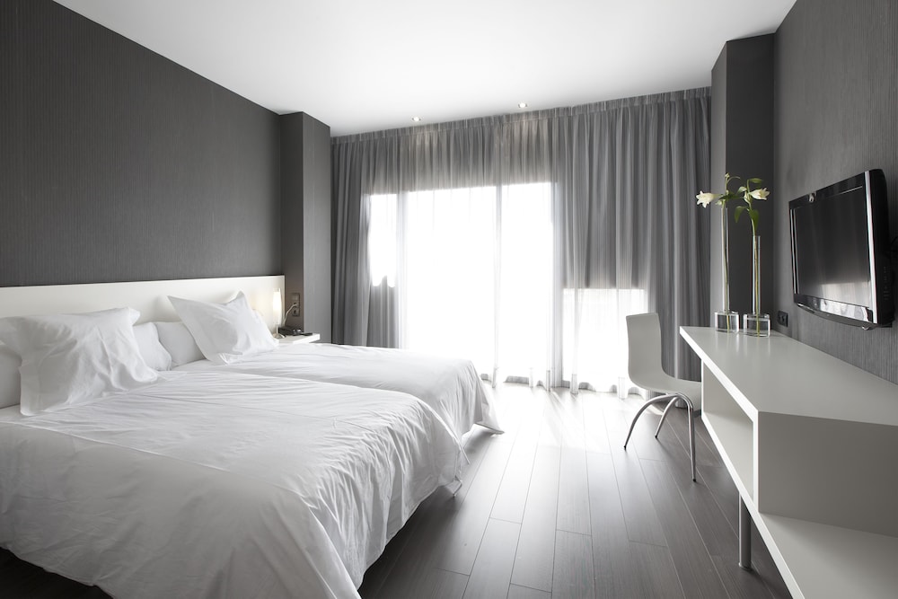Hotel Masmonzon 19/50