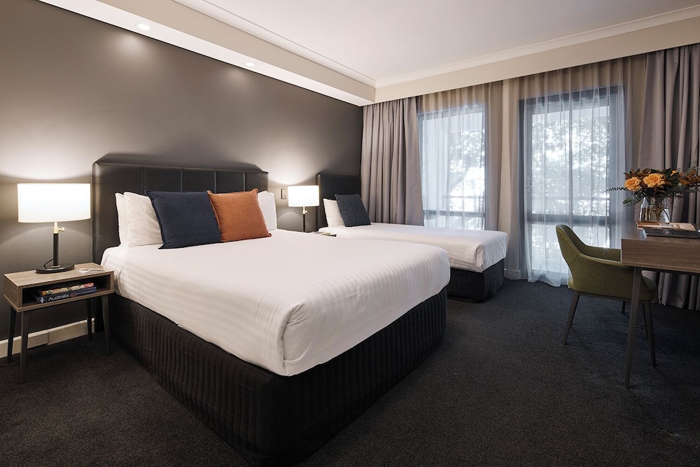 Superior, 1 Double and 1 Single Bed, Pool View