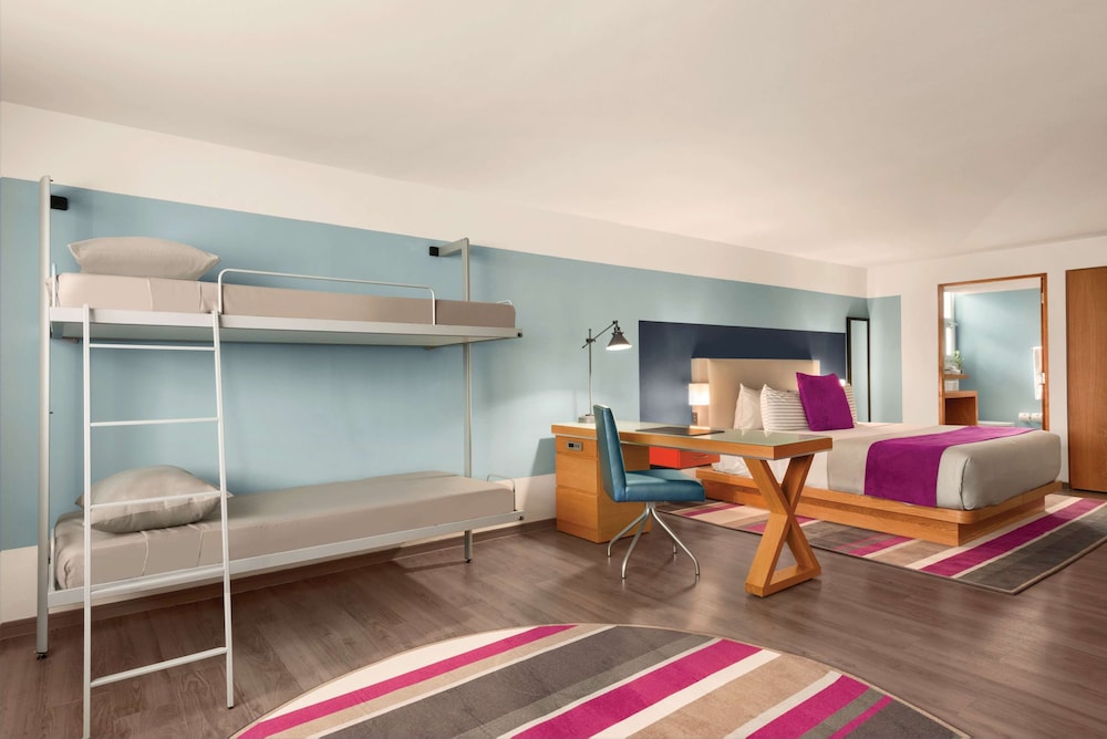 Tryp By Wyndham Isla Verde 34/61